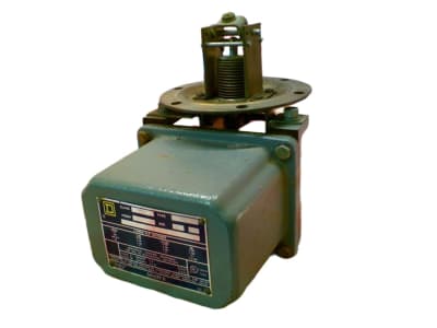 SCHNEIDER ELECTRIC 9037-GR21