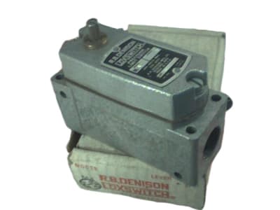 SCHNEIDER ELECTRIC M-4