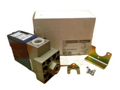 TELEMECANIQUE SENSORS XMLB004A2S12