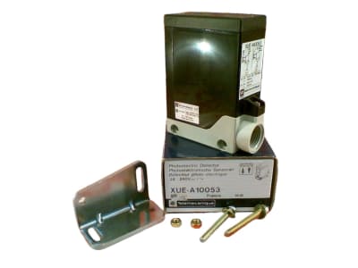 SCHNEIDER ELECTRIC XUE-A10053