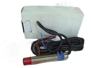 SCHNEIDER ELECTRIC XU8-M18NP340W