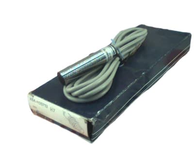 SCHNEIDER ELECTRIC XSA-H05713H7
