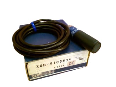 SCHNEIDER ELECTRIC XUB-H103534