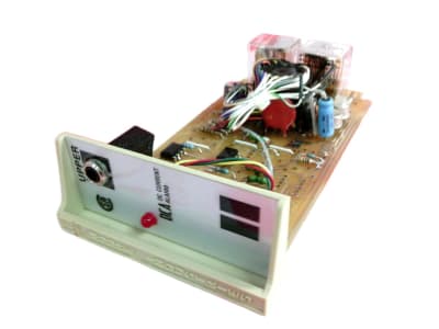 MOORE INDUSTRIES DCA/2X1-5V/SH1/45DC/-DA-DPDT-FU