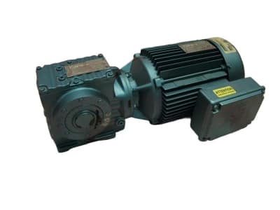 SEW EURODRIVE SA57DT100L4-12.10:1