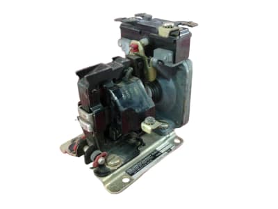 SCHNEIDER ELECTRIC 9050-A0-1D-V06