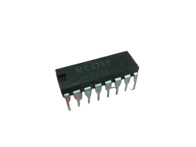 NXP SEMICONDUCTOR MC676P