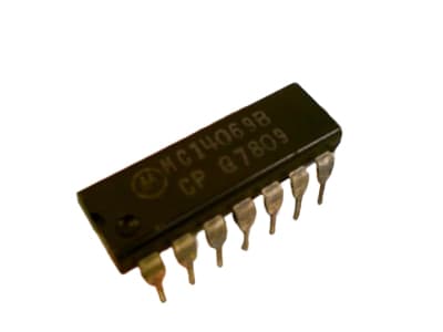 NXP SEMICONDUCTOR MC14069B