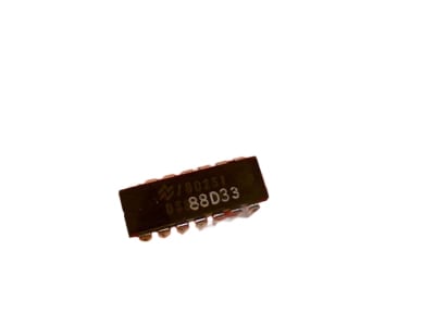 NXP SEMICONDUCTOR DS88D33
