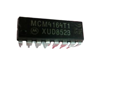 NXP SEMICONDUCTOR MCM4164T1