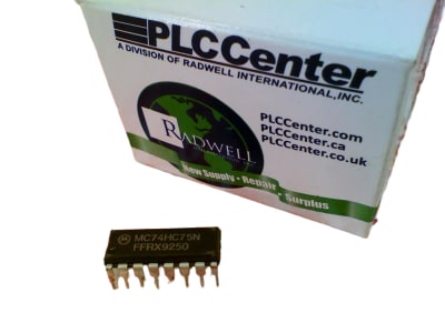 NXP SEMICONDUCTOR MC74HC75N