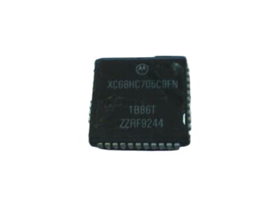 NXP SEMICONDUCTOR XC68HC705C9FN