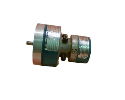 HONEYWELL 33VM2-12-T2