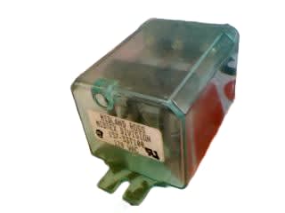 TE CONNECTIVITY 1608055-1