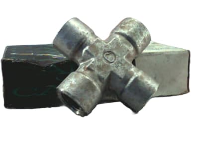 SWAGELOK SS-8-CS