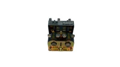 SCHNEIDER ELECTRIC 8965R05V09