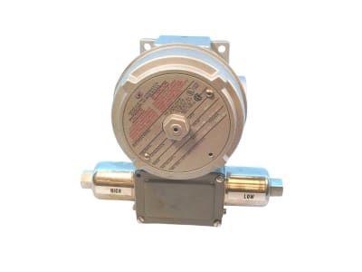 UNITED ELECTRIC J120K-157