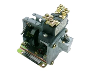 SCHNEIDER ELECTRIC 9050AO10DV02