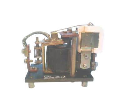SCHNEIDER ELECTRIC 8960 V020