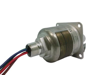 CUSTOM CONTROL SENSORS 642DHE963