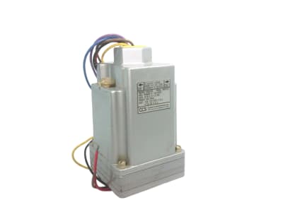 CUSTOM CONTROL SENSORS 6832G3