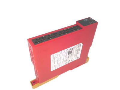 OMRON G9SE-401 DC24