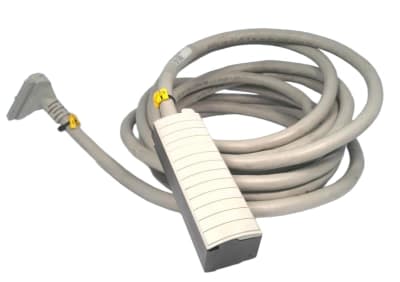 ALLEN BRADLEY 1492-CABLE050Z