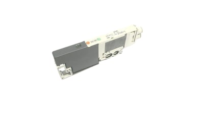 SMC SQ1A31Y-5-C4