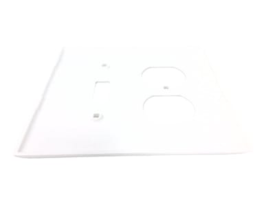 LEVITON R52-0PJ18-00W