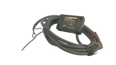 OMRON TLT5MF2-2M