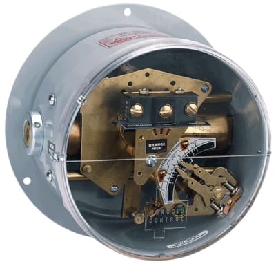DWYER DPS-7233-153-64