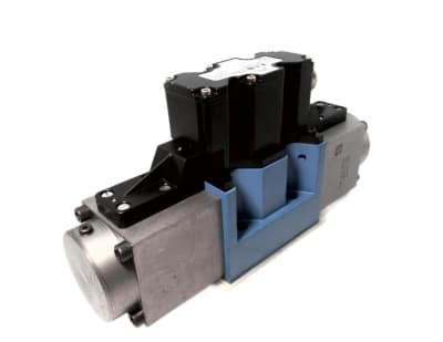 EATON CORPORATION KBDG4V-5-2C50N-Z-M1-PE7H7-11