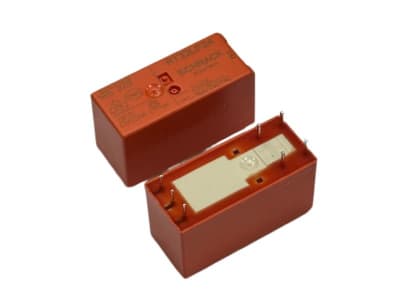 TE CONNECTIVITY 2-1393240-9