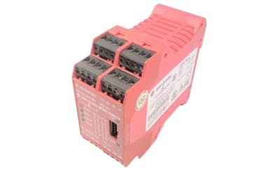 ALLEN BRADLEY 440R-C23205
