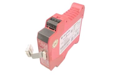 ALLEN BRADLEY 440R-H23180