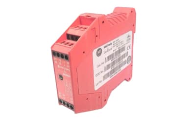 ALLEN BRADLEY 440R-B23020
