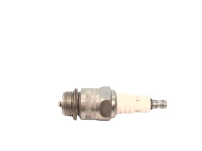 CHAMPION SPARK PLUGS 555