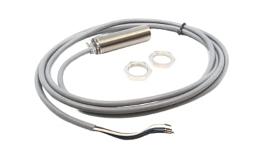 PEPPERL & FUCHS NBB8-18GM60-A2