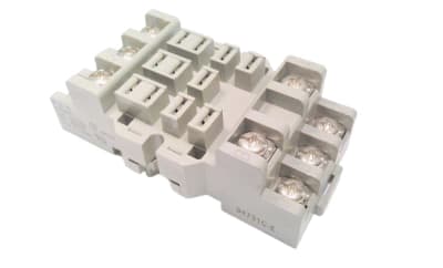 TE CONNECTIVITY 27E893