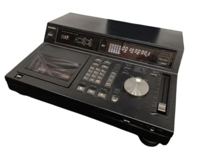 TECHNICS SL-P1300