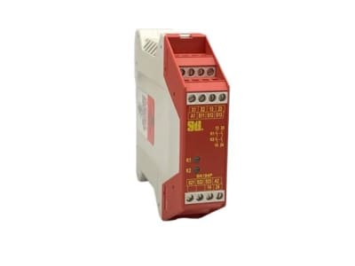 OMRON SR104P01