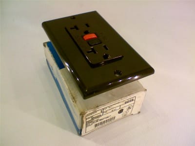 LEVITON 6899