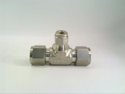 SWAGELOK SS-810-3-8-4