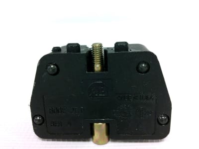 ALLEN BRADLEY 800E-2D0