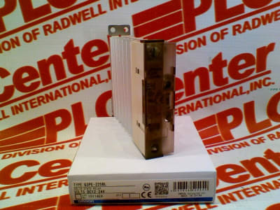 OMRON G3PE-225BL DC12-24
