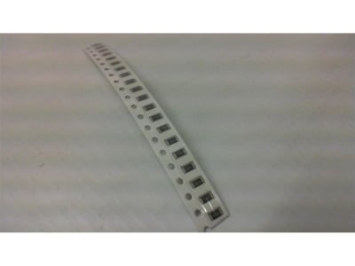 YAGEO RC1206FR-07470KL