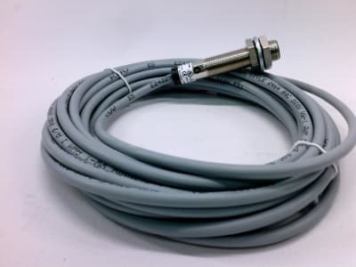 BALLUFF BES 516-449-BO-L-05