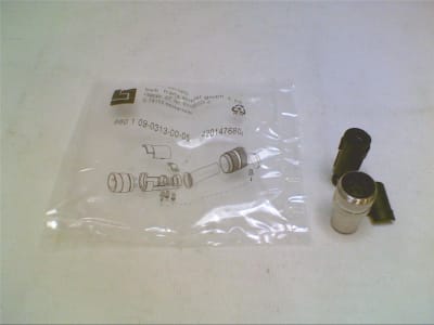 BINDER 09 0313 00 05