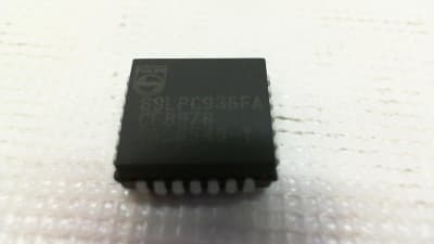 NXP SEMICONDUCTOR P89LPC936FA529