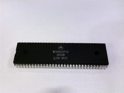 MOTOROLA SOLUTIONS MC68000P10
